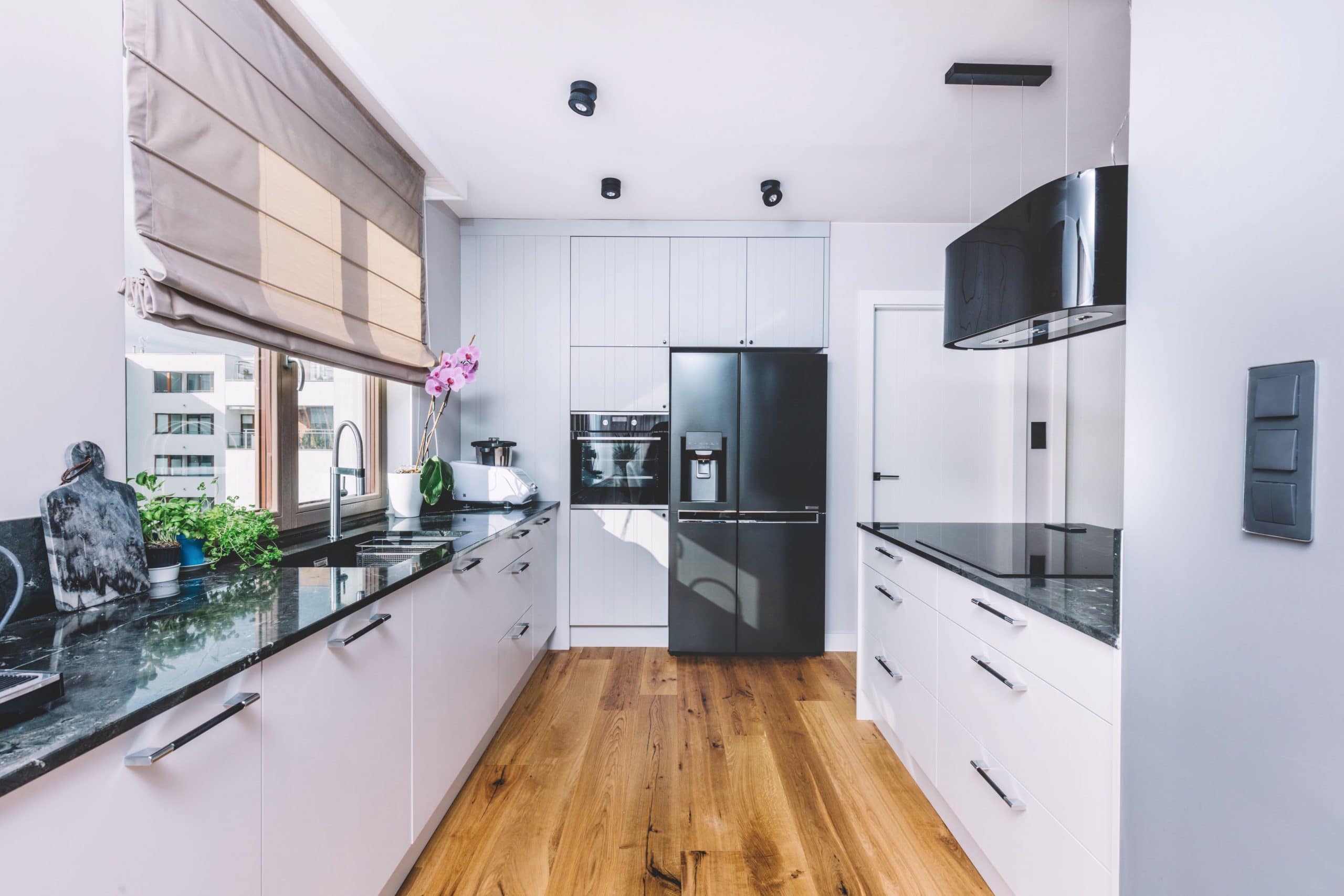 modern-kitchen-interior-design-5HQB384 (1)
